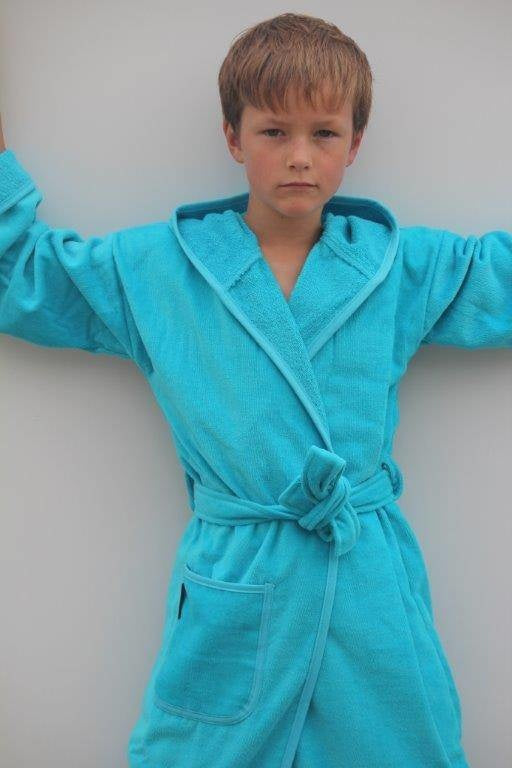 Kinderbadjas aqua blauw met naam borduren
