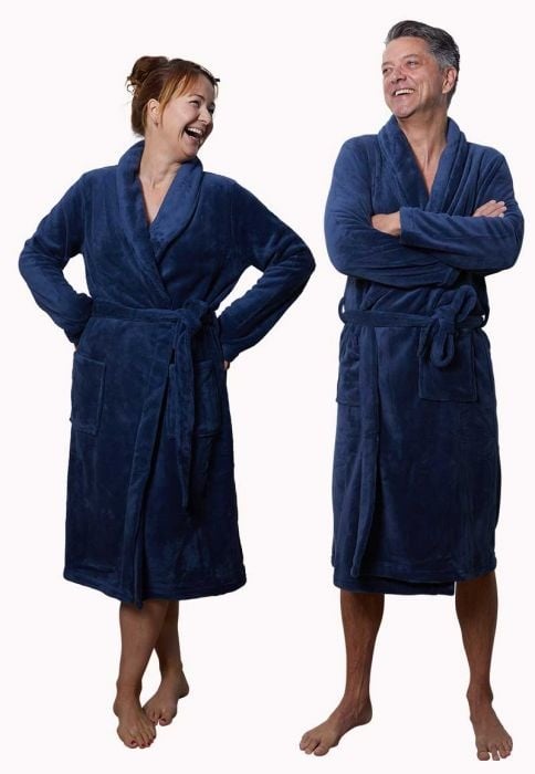 Marine blauwe unisex fleecebadjas met naam borduren