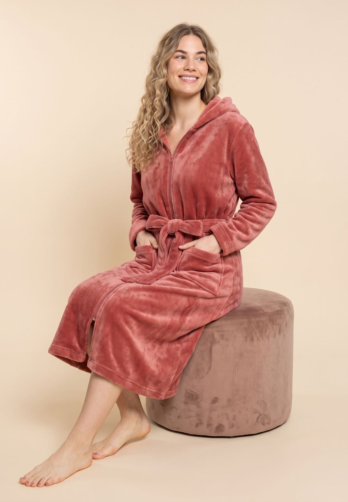Koperen extra lange fleece damesbadjas van Charlie Choe voor dames