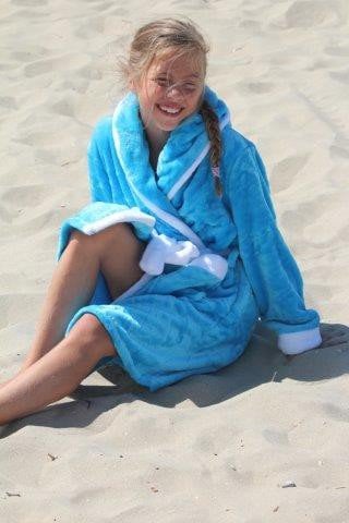badjas kind Aqua met capuchon