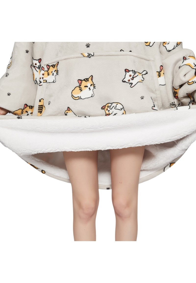 Fleece deken met mouwen & capuchon - katjes