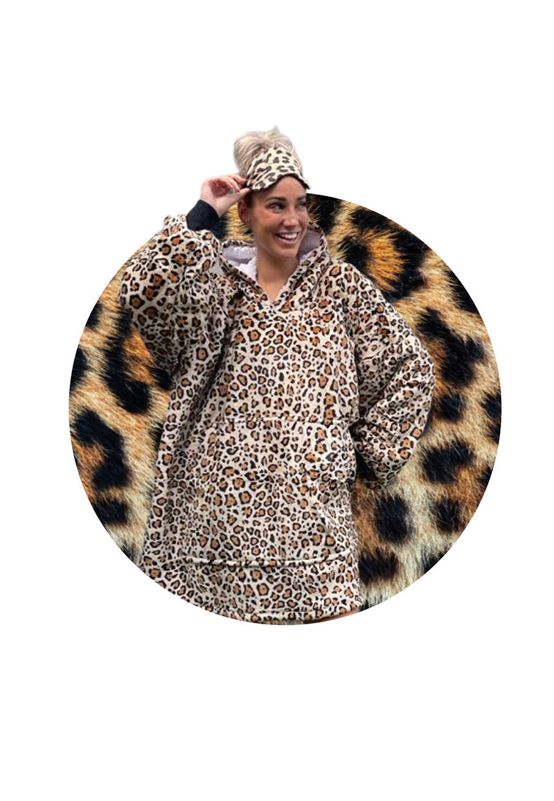 Fleece deken met mouwen & capuchon - leopard