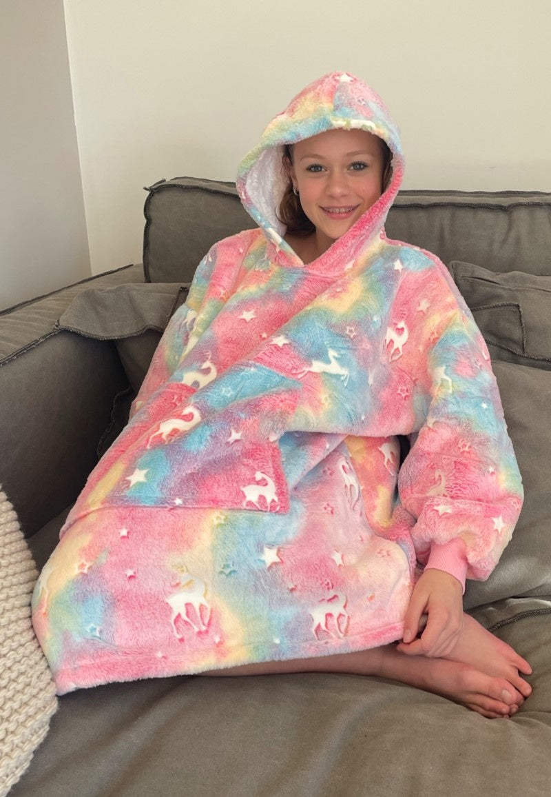 Fleece deken met mouwen & capuchon - kind - unicorn - Glow in the dark
